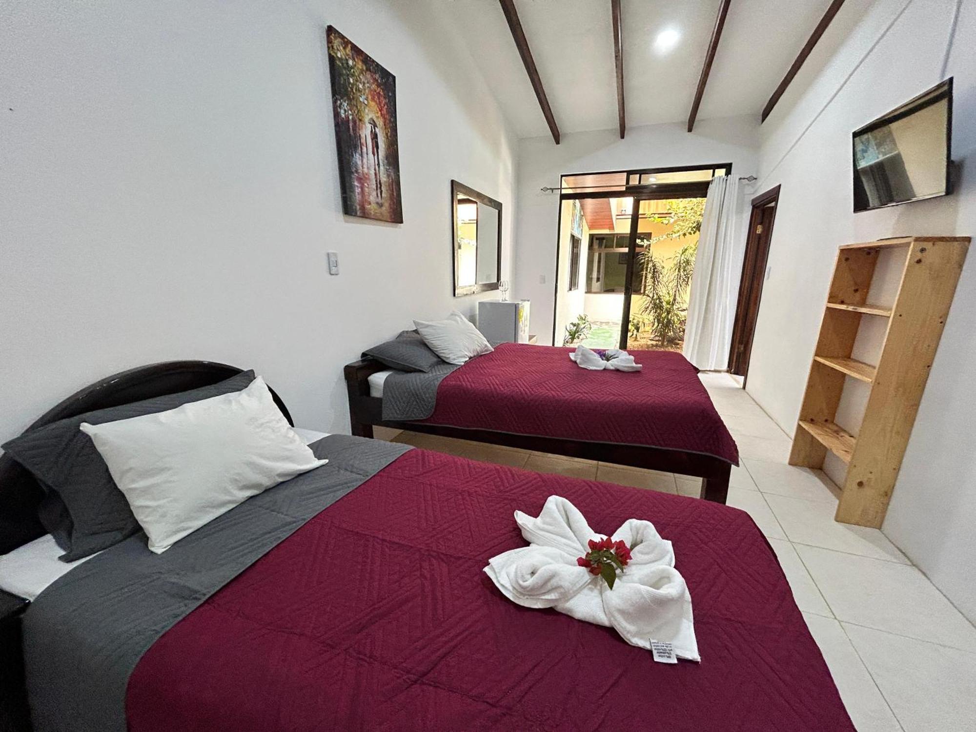 Hotel Las Ardillas Monteverde Exterior photo