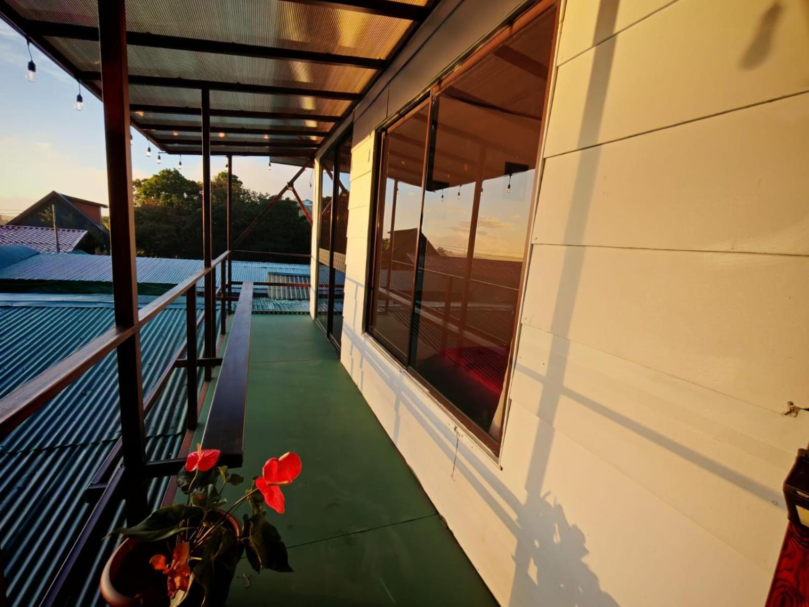 Hotel Las Ardillas Monteverde Exterior photo